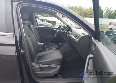 2018 Volkswagen Tiguan 2.0T Se/2.0T Sel z USA, uszkodzony, nr VIN 3VV2B7AXXJM067745